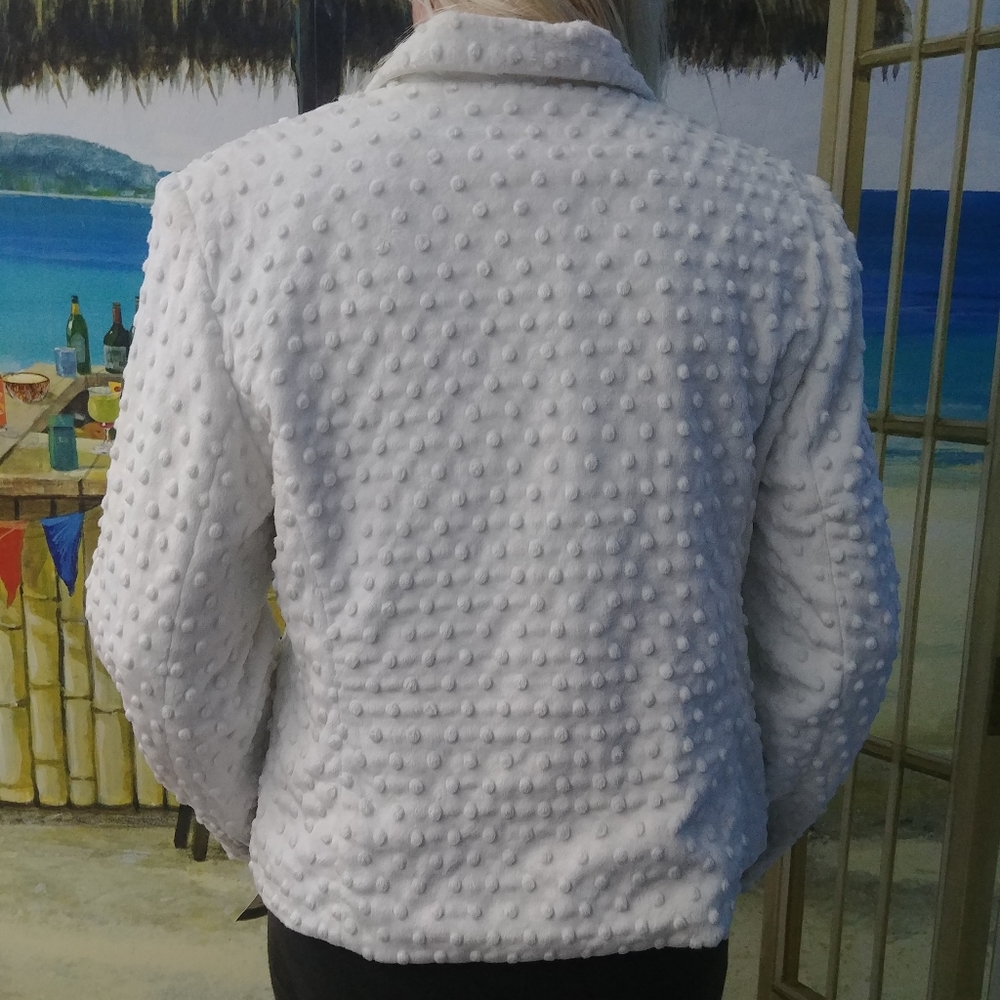 NWT NEW White Velour Super soft textured full zip jacket - Picture 3 of 10